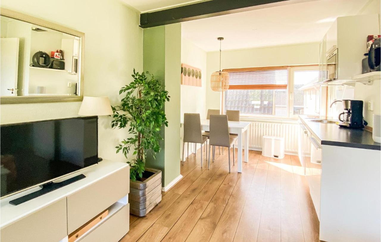 Cozy Apartment In Zoutelande With Wifi Экстерьер фото