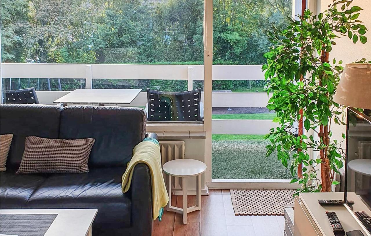 Cozy Apartment In Zoutelande With Wifi Экстерьер фото
